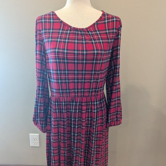 Draper James Fit and Flare Dress in Angie Plaid - Picture 5 of 11